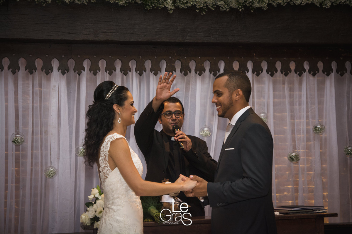 Celebrante de casamento: como escolher o ideal para cada estilo de cerimônia ?